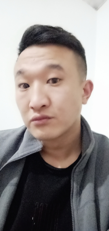 远山的第一张照片--甘肃中老年相亲网